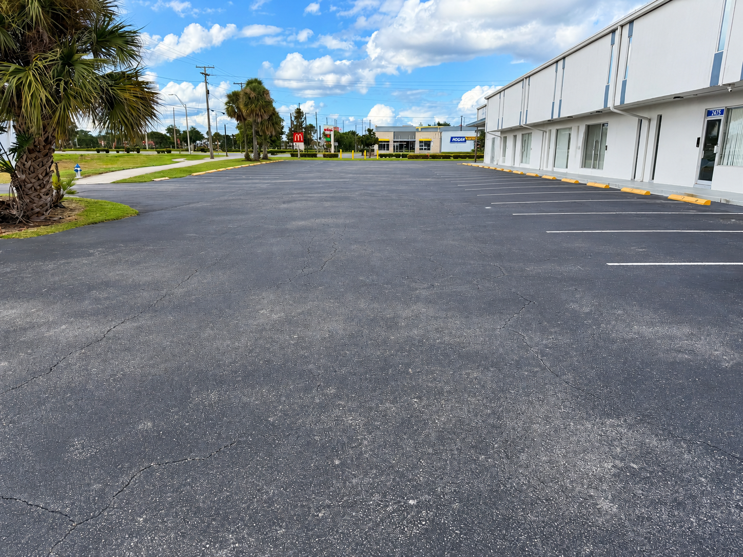 Parking and exterior at the Address Quickly Orlando location